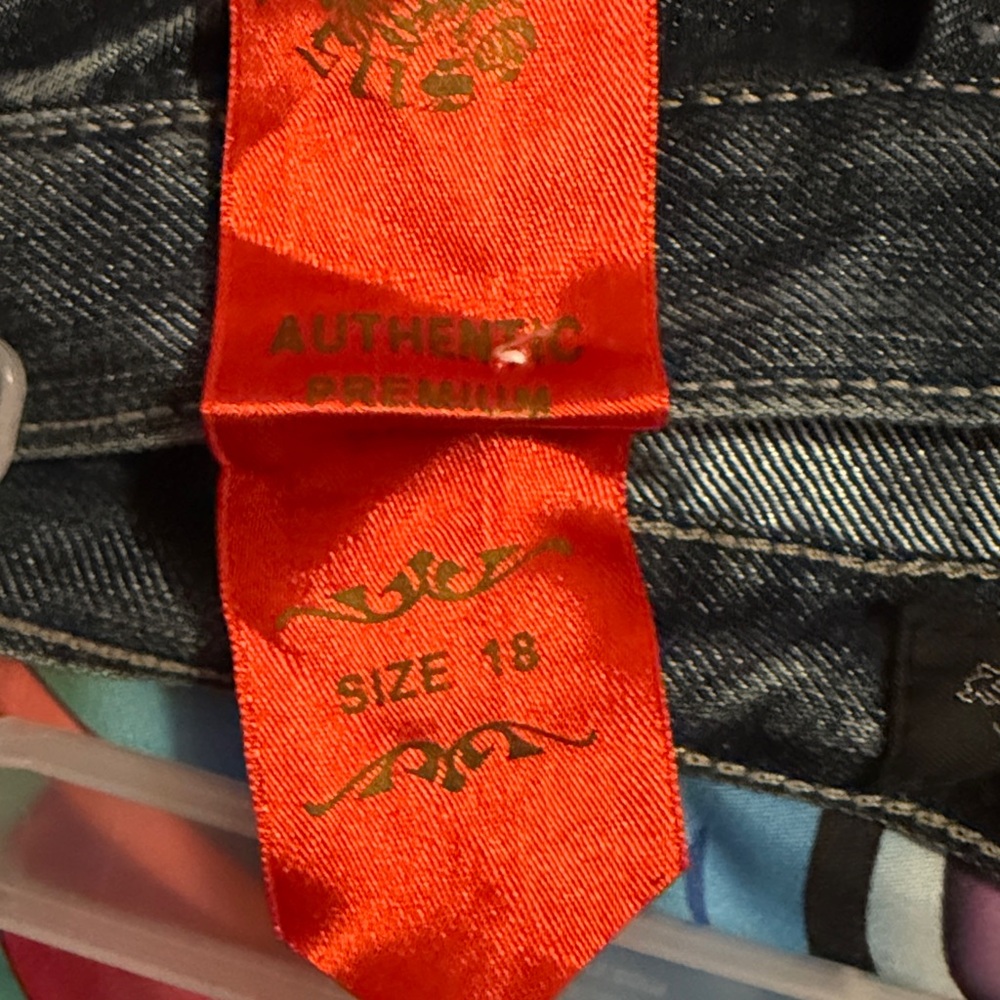 Dark Denim Jeans Waist 15” Inner Length is 29” - Picture 4 of 12